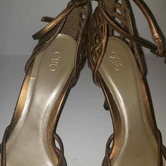 Cato Heel - Picture 2 of 4